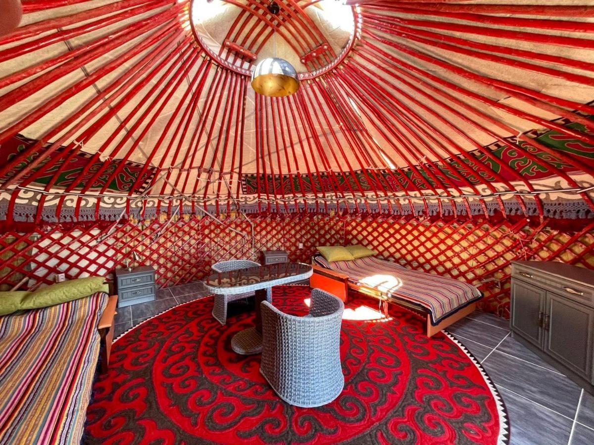 Ak-Tengir Yurt Resort Tossor Ngoại thất bức ảnh